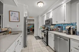 124 Oakleaf Drive, Pine Knoll Shores, NC 28512 – photo 13: 25-web-or-mls-1S3A3482