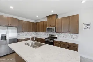 112 Spinnaker Street, Elizabeth City, NC 27909 – photo 12: 29_112_spinikker_st_e_city_033