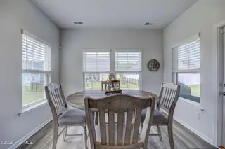 6909 English Holly Court SW, Ocean Isle Beach, NC 28469 — 3-bedroom home in Cameron Woods, Ocean Isle Beach, NC, photo 19 of 55: 6909EnglishHollyCourtSW(40)