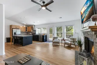 704 Shoreline Drive E, Sunset Beach, NC 28468 – photo 7: 704 Shoreline-9