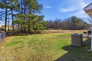 1004 Jessica Street, Elizabeth City, NC 27909 – photo 5: 5-web-or-mls-jessicalisting-10