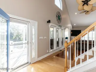 129 Sunset Drive, Cedar Point, NC 28584 – photo 7: 005-1280x960-foyer-entry