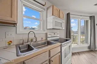 3045 Island Drive, North Topsail Beach, NC 28460 – photo 19: 33-web-or-mls-_RAD8470