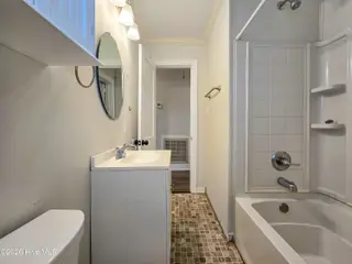 104 Chadburn Avenue, Elizabeth City, NC 27909 – photo 15: Hall Bathroom