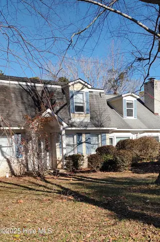 437 Biscayne Drive, Wilmington, NC 28411 — 4-bedroom home in Bayshore Estates, Wilmington, NC, photo 2 of 20: front 2