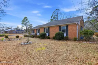 1111 S Andrews Avenue, Goldsboro, NC 27530 – photo 4: 04-1111 S Andrews Ave-4