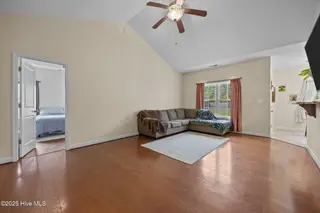 257 E Ivybridge Drive, Hubert, NC 28539 – photo 8: 13-web-or-mls-257 E Ivybridge Dr. 27