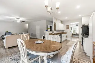 3 Bridle Place, Jackson Springs, NC 27281 – photo 10: breakfast area