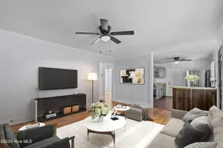 218 Central Boulevard, Wilmington, NC 28401 – photo 5: 68-web-or-mls-DSC05592 (2)