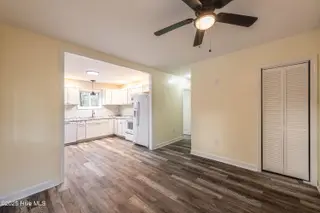 622 Walnut Drive, Jacksonville, NC 28540 – photo 6: Living room into kitchen