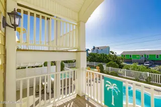1010 Ocean Drive, Emerald Isle, NC 28594 – photo 10: 6-web-or-mls-chadwick-visuals-1010-ocean