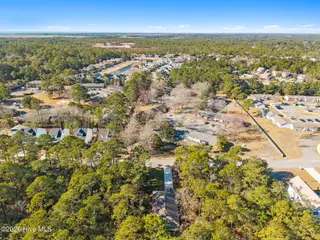 1200 N Caswell Avenue, Southport, NC 28461 – photo 9: 8-web-or-mls-cammediallc.com (3)