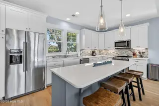 304 Red Lewis Drive 21, Kure Beach, NC 28449 – photo 18: Kitchen