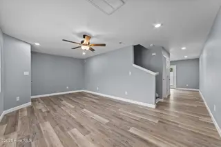 1113 Grovemont Drive G4, Greenville, NC 27834 – photo 3: 7-web-or-mls-LHV_0350
