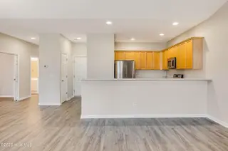 5118 Elton Drive SE, Southport, NC 28461 — 3-bedroom townhome in South Harbour Village, Southport, NC, photo 16 of 62: 5118 Elton-14
