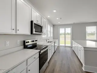 253 Surfside Landing Boulevard Lot 124, Hubert, NC 28539 – photo 13: HammockBay3384kitDRHL33A3723CR-012-010-1