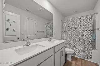 4517 Sandstone Drive, Greenville, NC 27858 – photo 19: IMG_6372