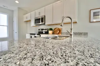 109 Bristol Bay Drive, Lake Waccamaw, NC 28450 – photo 7: KITCHEN