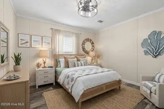 9275 Bonaparte Drive SW, Calabash, NC 28467 — 2-bedroom manufactured home in Bonaparte Retreat, Calabash, NC, photo 24 of 37