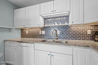 3307 Ocean Drive 2, Emerald Isle, NC 28594 – photo 18: 3307 Ocean Drive 2