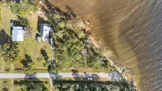 211 S River Drive, Beaufort, NC 28516 – photo 6: 5-web-or-mls-DJI_20241115131010_0965_D