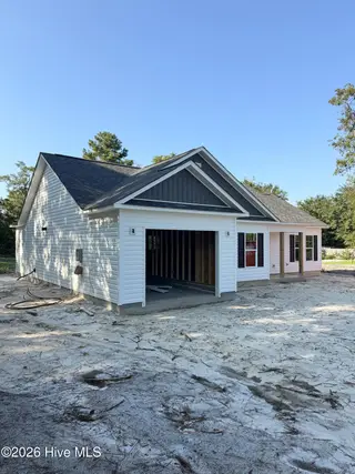 107 Blueberry Fields Road, Maple Hill, NC 28454 – photo 4: Front of House