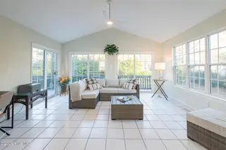 208 Eighth Street, New Bern, NC 28560 — 3-bedroom home in Trolley Run, New Bern, NC, photo 5 of 61: 208 Eighth Street