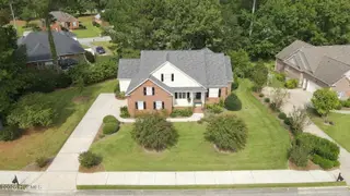 712 Taberna Circle, New Bern, NC 28562 — 4-bedroom home in Taberna, New Bern, NC, photo 2 of 53: 54-web-or-mls-DJI_0189