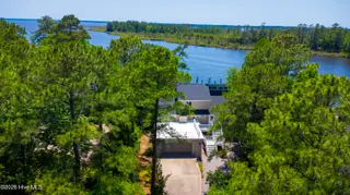 5616 Gondolier Drive, New Bern, NC 28560 – photo 1: 5616 Gondolier Drive, New Bern
