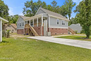 218 Spring Drive, Jacksonville, NC 28540 – photo 2: 01 (5)
