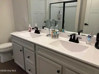 202 Winborne Loop, Elizabeth City, NC 27909 – photo 10: wb mbr bathroom #2
