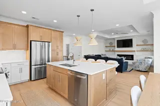 290 E Second Street, Ocean Isle Beach, NC 28469 – photo 17: 12-web-or-mls-CAMMediaLLC.com (13 of 77)