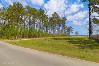 107 Cedarwood Drive, Havelock, NC 28532 – photo 5: Waterfront Lot in Neuse Point East