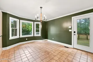 515 Crestline Boulevard, Greenville, NC 27834 – photo 13: Dining Room