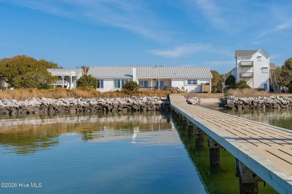 1528 Island Road, Harkers Island, NC 28531 – photo 1 of 74: Back of House