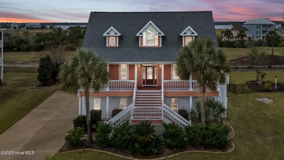 8222 Lakeview Drive, Wilmington, NC 28412 – photo 1 of 68: Virtual Twilight