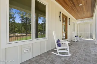 16 Middlebury Road, Pinehurst, NC 28374 – photo 2: Covered front porch