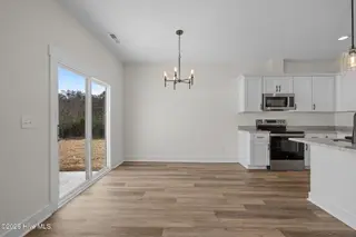107 Maple Court, Havelock, NC 28532 – photo 9: 22-web-or-mls-DSC_6566