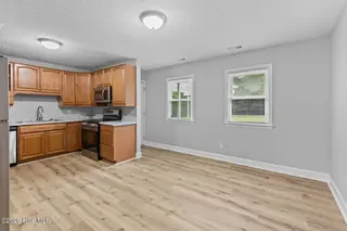 225 Lakewood Drive, Jacksonville, NC 28546 – photo 6