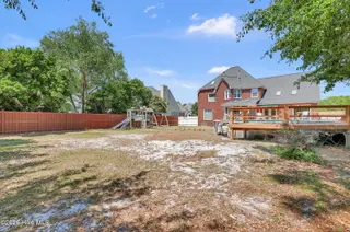 604 Van Dorn Court, Wilmington, NC 28412 — 4-bedroom home in Preston Woods, Wilmington, NC, photo 7 of 40: 007_img_9446_406