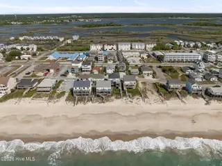 515 N Topsail Drive, Surf City, NC 28445 – photo 6: 25-web-or-mls-25