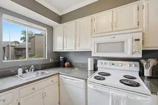 10 Pine Tree Road # 117, Pinehurst, NC 28374 – photo 8: 9-web-or-mls-DSC00599 - edited