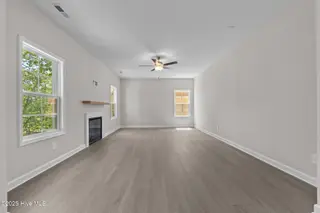 509 Watauga Lane 544, Aberdeen, NC 28315 – photo 15: 16-web-or-mls-707A8314