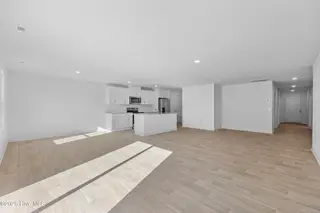 505 Belfort Lane SW 74, Ocean Isle Beach, NC 28469 – photo 18: 21_living room