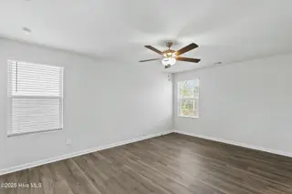 500 Sandy Hollow Drive, Jacksonville, NC 28540 – photo 11: Similar Home
