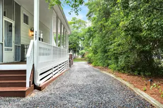 3007 W Oak Island Drive, Oak Island, NC 28465 – photo 8: 3007WestOakIslandDrive-46