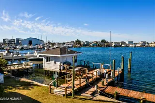 519 Atlantic Beach Causeway, Atlantic Beach, NC 28512 – photo 2: 519 Atlantic Beach Cswy