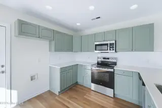 20 S Shelby Road, Southport, NC 28461 — 3-bedroom home in Boiling Spring Lakes, Southport, NC, photo 14 of 30