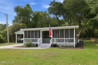390 Pearson Circle, Newport, NC 28570 – photo 2: 2-web-or-mls-590A6049