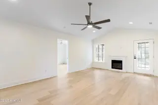 4930 N Hampton Drive SE, Southport, NC 28461 – photo 18: Living room